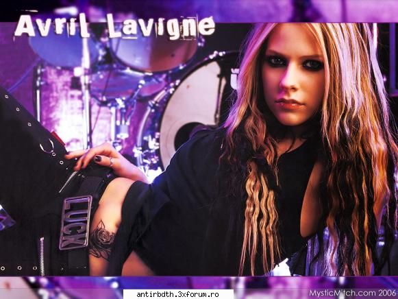 avril lavigne!!! - danutza - Hai sa vorbim despre altceva@