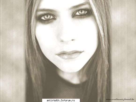 avril lavigne!!! - danutza - Hai sa vorbim despre altceva@